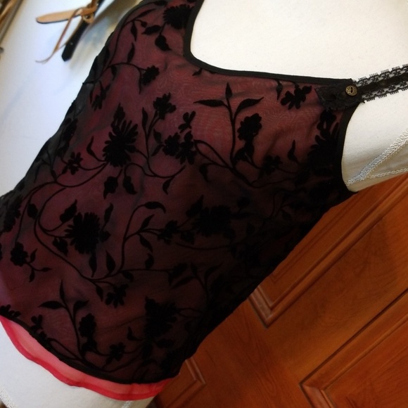 P R I V A T E . L U X U R I E S~s e x y~t o p - Picture 2 of 6